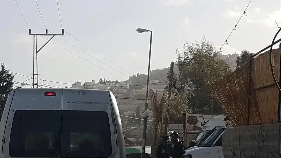 פשיטה על ביתו של המחבל פאדי אל-קנבר, מפיגוע הדריסה בארמון הנציב בירושלים, ג'בל מוכבר. ינואר 2017 פשיטה על ביתו של המחבל פאדי אל-קנבר, מפיגוע הדריסה בארמון הנציב בירושלים, ג'בל מוכבר. ינואר 2017