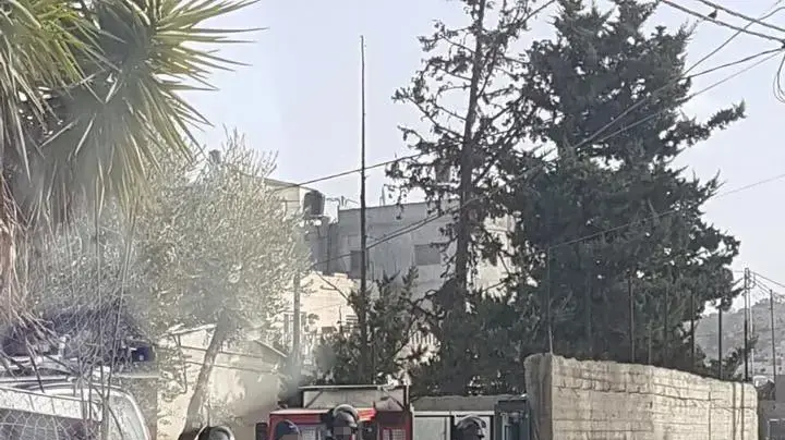 פשיטה על ביתו של המחבל פאדי אל-קנבר, מפיגוע הדריסה בארמון הנציב בירושלים, ג'בל מוכבר. ינואר 2017 פשיטה על ביתו של המחבל פאדי אל-קנבר, מפיגוע הדריסה בארמון הנציב בירושלים, ג'בל מוכבר. ינואר 2017