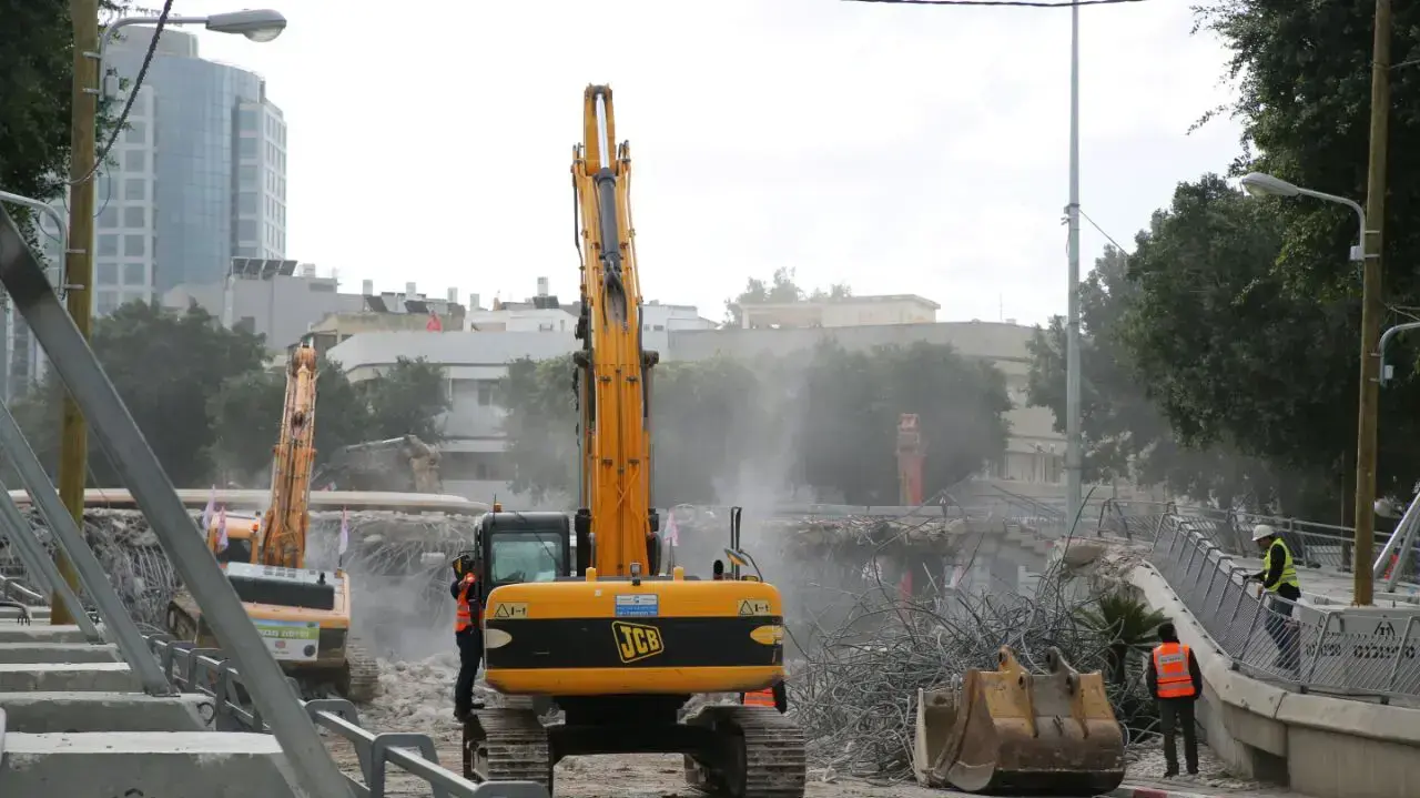 הריסת כיכר דיזנגוף בתל אביב, 9 בינואר 2017 הריסת כיכר דיזנגוף בתל אביב, 9 בינואר 2017