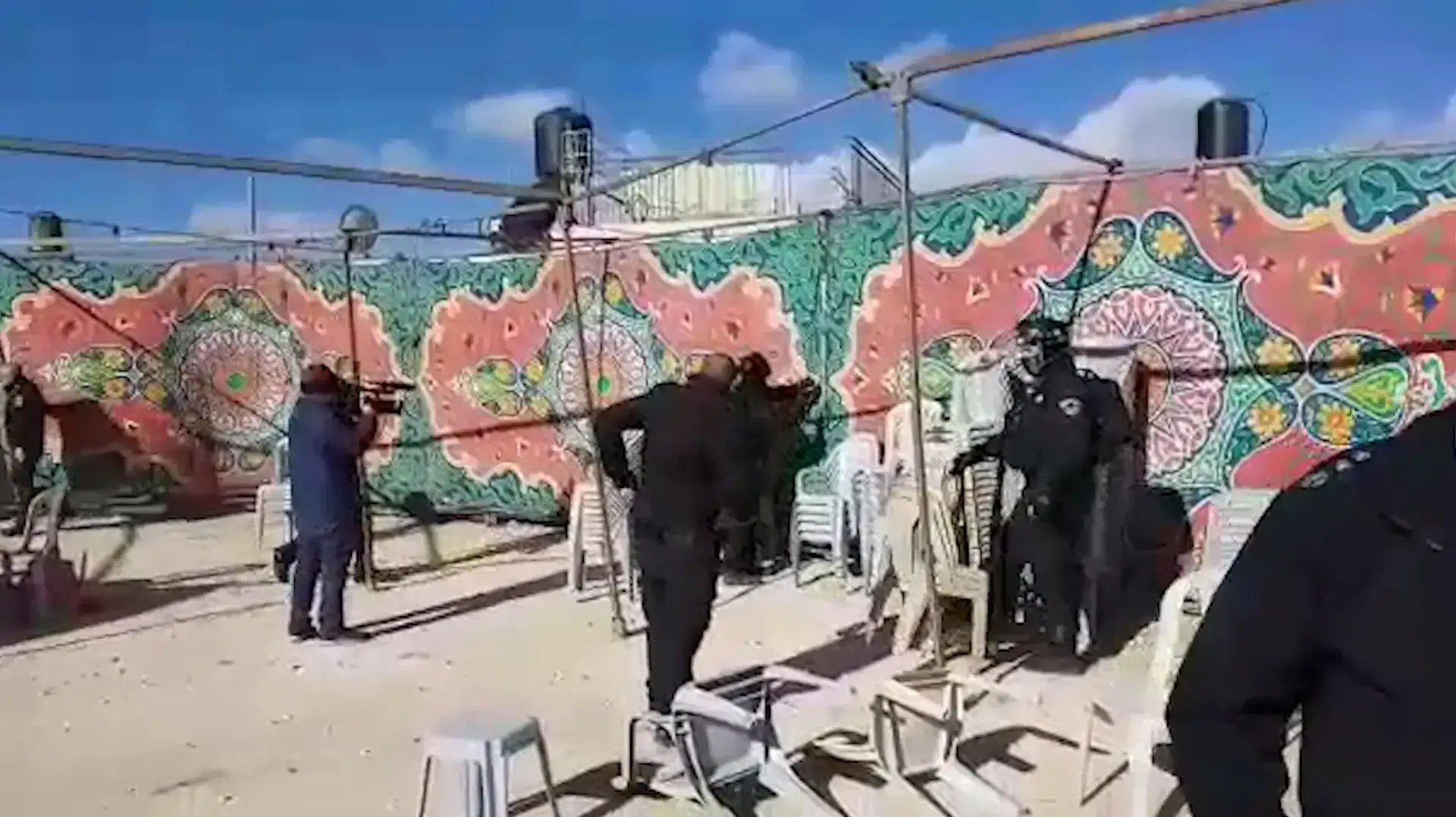 מניעת הקמת סוכת האבלים סמוך לבית המחבל פאדי אל-קנבר מפיגוע הדריסה בארמון הנציב בירושלים, ג'בל מוכבר. ינואר 2017 מניעת הקמת סוכת האבלים סמוך לבית המחבל פאדי אל-קנבר מפיגוע הדריסה בארמון הנציב בירושלים, ג'בל מוכבר. ינואר 2017