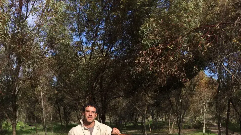צחי גולדנברג כוורן שכוורותיו נפגעו על ידי ונדליזם צחי גולדנברג כוורן שכוורותיו נפגעו על ידי ונדליזם