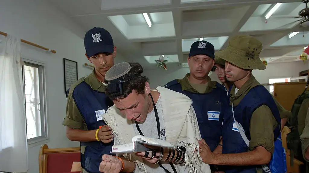חיילי צה"ל בפינוי גוש קטיף, אוגוסט 2005 חיילי צה"ל בפינוי גוש קטיף, אוגוסט 2005