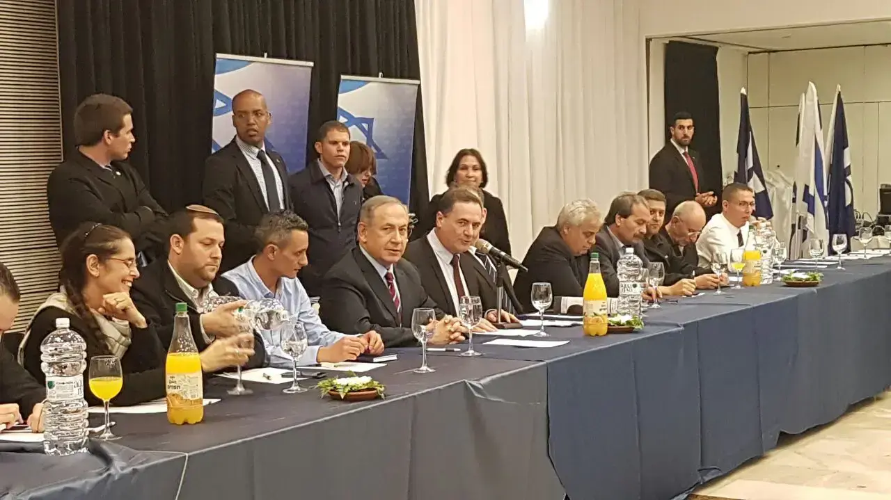 ראש הממשלה בנימין נתניהו בישיבת מזכירות הליכוד, 11 בינואר 2017 ראש הממשלה בנימין נתניהו בישיבת מזכירות הליכוד, 11 בינואר 2017