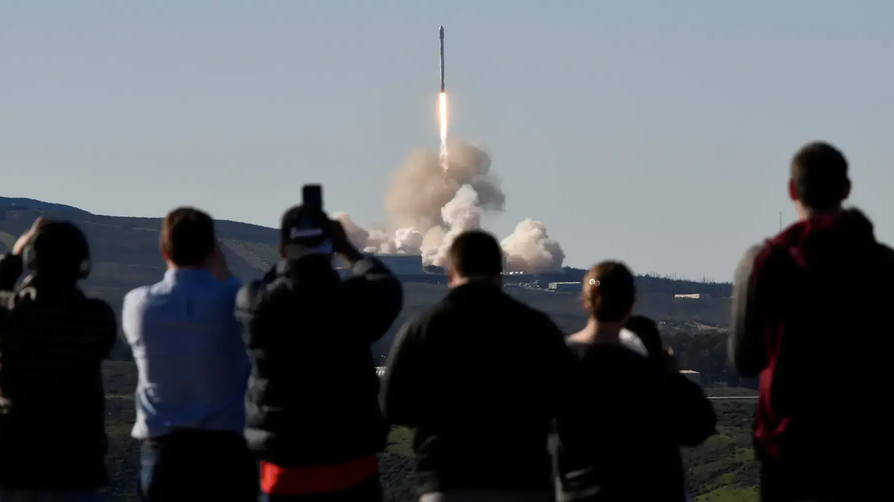 שיגור הרקטה של חברת SpaceX, ינואר 2017 שיגור הרקטה של חברת SpaceX, ינואר 2017