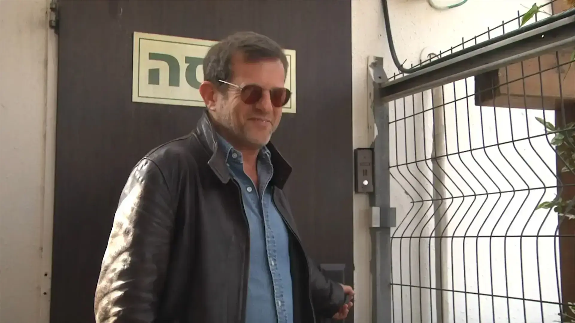 עורך YNET לשעבר ערן טיפנברון מגיע ללהב 433, לוד. ינואר 2017
