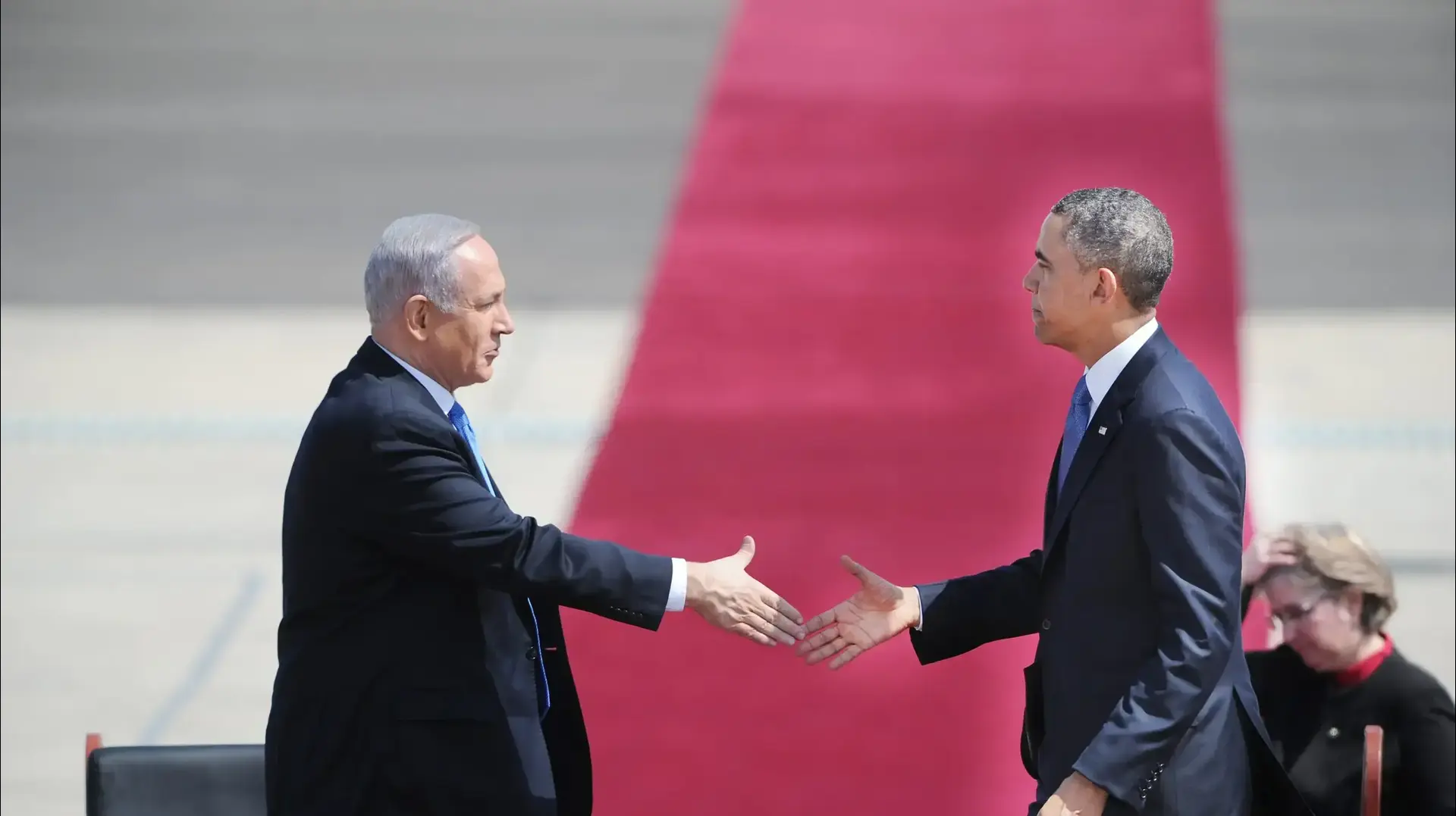 ברק אובמה ובנימין נתניהו, נמל התעופה בן גוריון. מרץ 2013 ברק אובמה ובנימין נתניהו, נמל התעופה בן גוריון. מרץ 2013