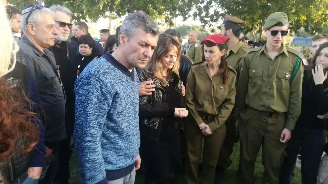 הלווייתו של החייל ויצ'יסלאב (סלבה) גרגאי שנהרג ברמת הגולן השבוע, בית העלמין הצבאי בראשון לציון, 19 בינואר 2017