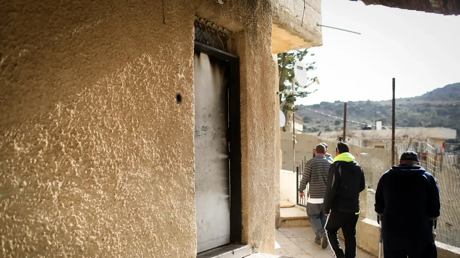 אם ושלושת ילדיה נהרגו בשריפה בביתם בעין נקובא ליד ירושלים, 21 בינואר 2017 אם ושלושת ילדיה נהרגו בשריפה בביתם בעין נקובא ליד ירושלים, 21 בינואר 2017