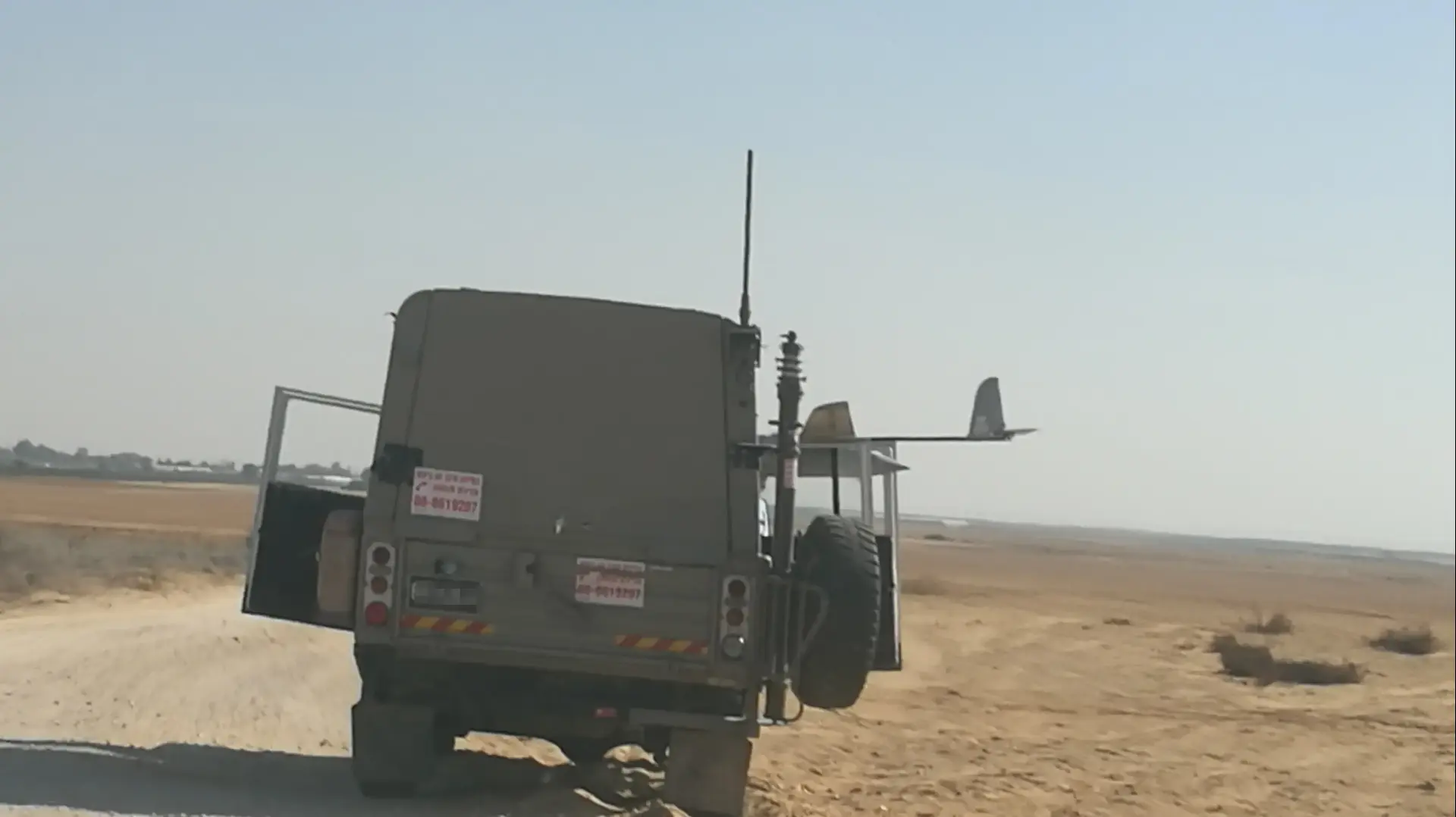 חמאס בונה בקרבת הגדר מוצבים, בתי מגורים צפופים, מפקדות ומסגדים. ינואר 2017 חמאס בונה בקרבת הגדר מוצבים, בתי מגורים צפופים, מפקדות ומסגדים. ינואר 2017
