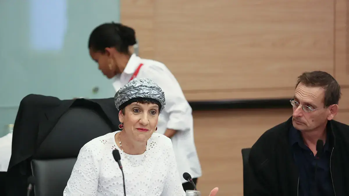 שולי מועלם בוועדת העבודה, הרווחה והבריאות, דיון בקשיי המחלימים ממחלות קשות, כנסת. ינואר 2017 שולי מועלם בוועדת העבודה, הרווחה והבריאות, דיון בקשיי המחלימים ממחלות קשות, כנסת. ינואר 2017