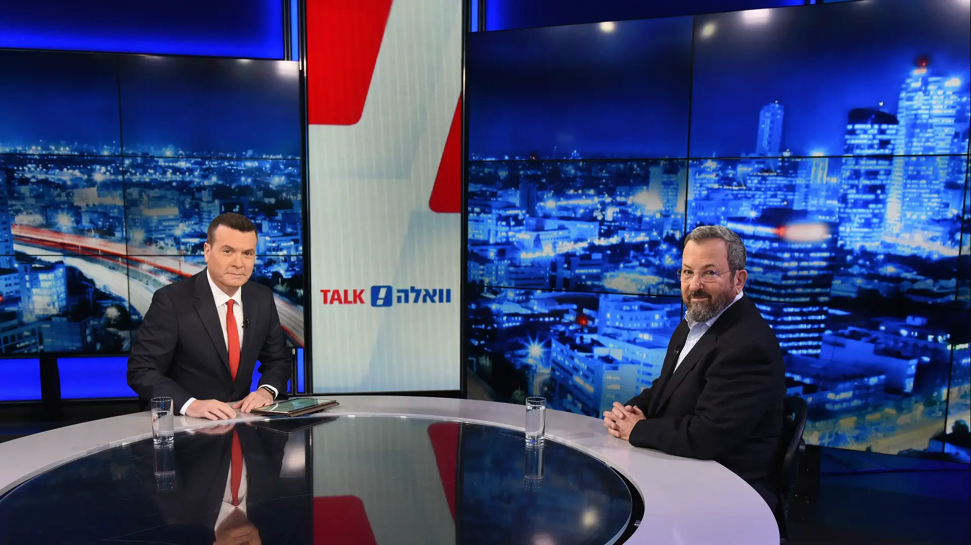 אהוד ברק לראיון אישי אחד על אחד עם יעקב אילון באולפן וואלה ניוז אהוד ברק לראיון אישי אחד על אחד עם יעקב אילון באולפן וואלה ניוז