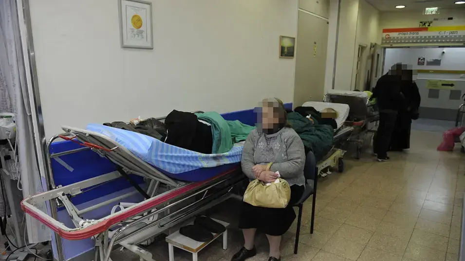 עומס בבית החולים סורוקה בבאר שבע, ינואר 2013