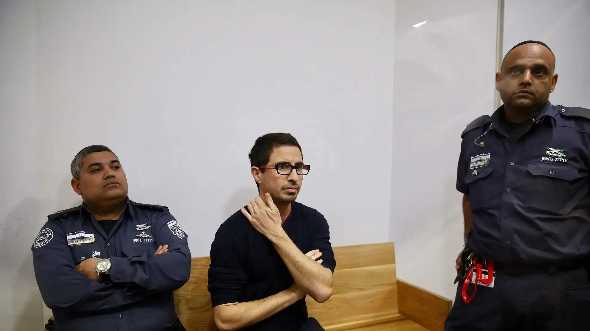 דיון במעצרו של אלון קסטיאל המואשם באונס והטרדה מינית בבית המשפט המחוזי בתל אביב, 6 בפברואר 2017 דיון במעצרו של אלון קסטיאל המואשם באונס והטרדה מינית בבית המשפט המחוזי בתל אביב, 6 בפברואר 2017