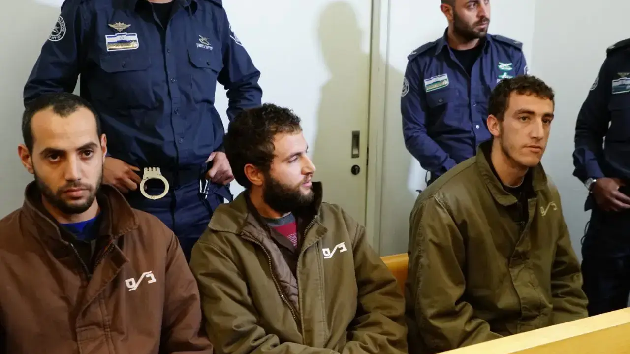 תושב ואדי ערה ושני תושבי שטחים שתכננו פיגועים בבית כנסת וברכבת וגם תכננו לבצע פיגוע חטיפהמחוזי חיפה , 6 בפברואר 2017 תושב ואדי ערה ושני תושבי שטחים שתכננו פיגועים בבית כנסת וברכבת וגם תכננו לבצע פיגוע חטיפהמחוזי חיפה , 6 בפברואר 2017