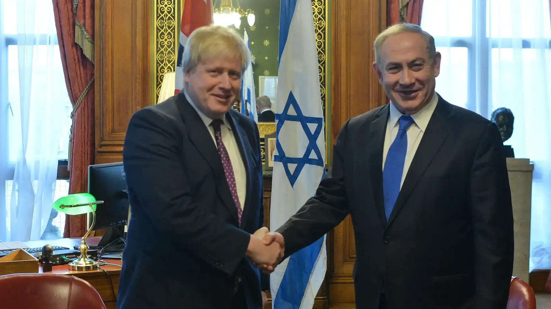 ראש הממשלה בנימין נתניהו נפגש עם שר החוץ הבריטי בוריס ג'ונסון, משרד החוץ בלונדון. פברואר 2017 ראש הממשלה בנימין נתניהו נפגש עם שר החוץ הבריטי בוריס ג'ונסון, משרד החוץ בלונדון. פברואר 2017