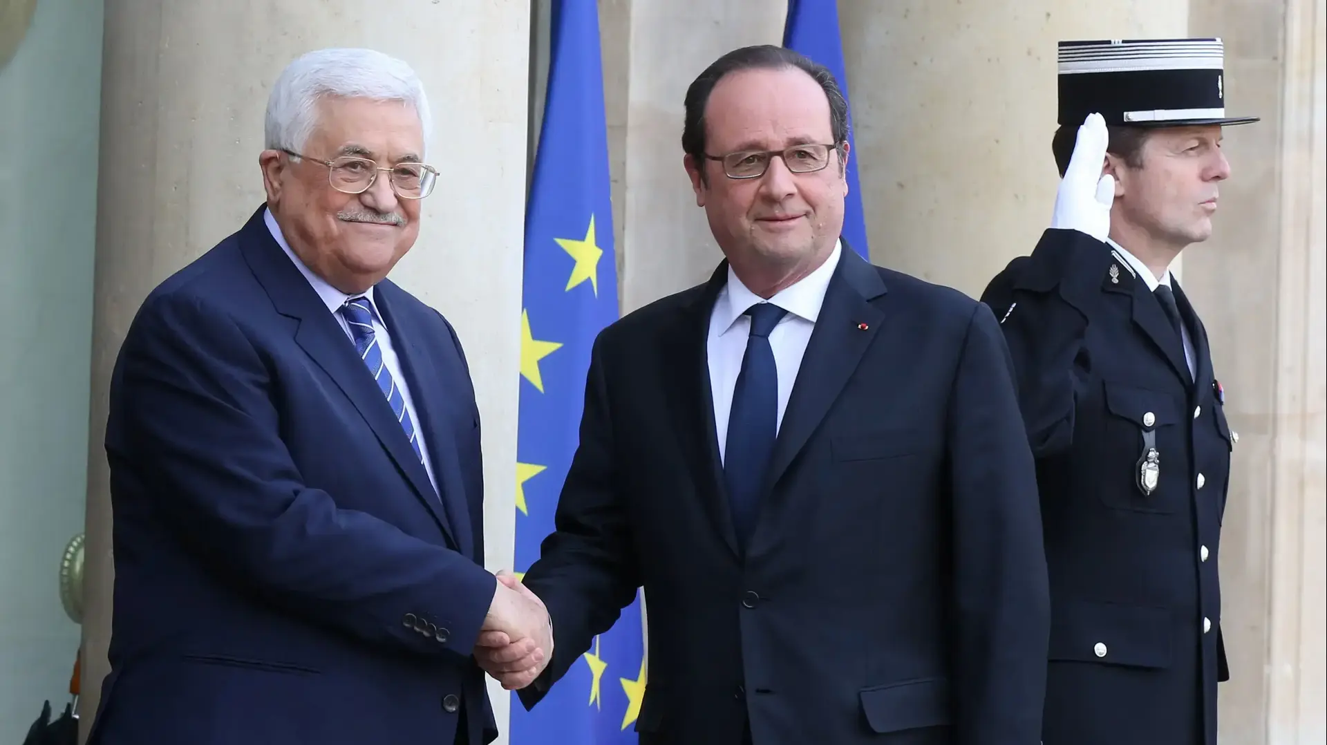 יו"ר הרשות הפלסטינית אבו מאזן ונשיא צרפת פרנסואה הולנד בפריז, 7 בפברואר 2017 יו"ר הרשות הפלסטינית אבו מאזן ונשיא צרפת פרנסואה הולנד בפריז, 7 בפברואר 2017