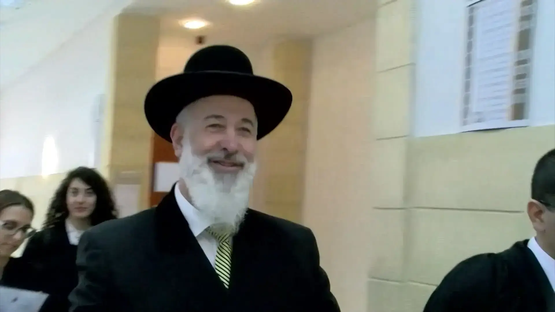 פרשת הרב מצגר: עו"ד עתרו לביהמ"ש במטרה לאמץ את הסדר הטיעון החתום במסגרתו נדון הרב ל-3.5 שנות מאסר