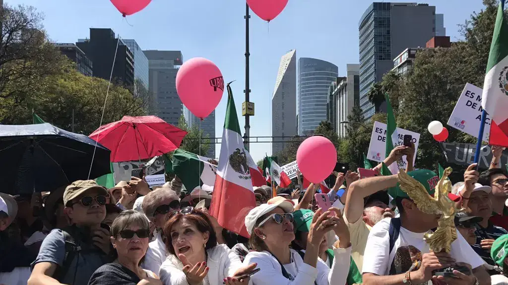 הפגנה במקסיקו סיטי נגד מדיניות הנשיא טראמפ, 12 בפברואר 2017