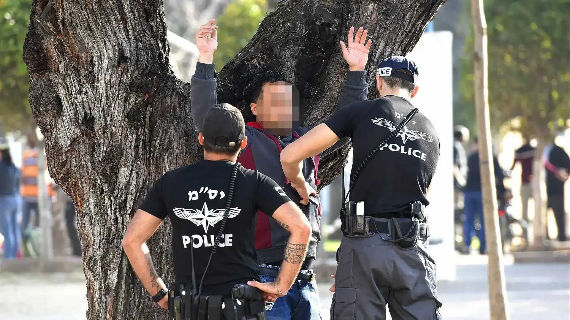 לוחמי יס"מ בסיור באזור התחנה המרכזית בתל אביב, 9 בפברואר 2017