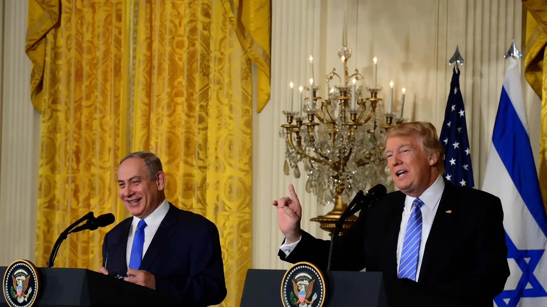 ראש הממשלה בנימין נתניהו ונשיא ארה"ב דונלד טראמפ בבית הלבן בוושינגטון, פברואר 2017