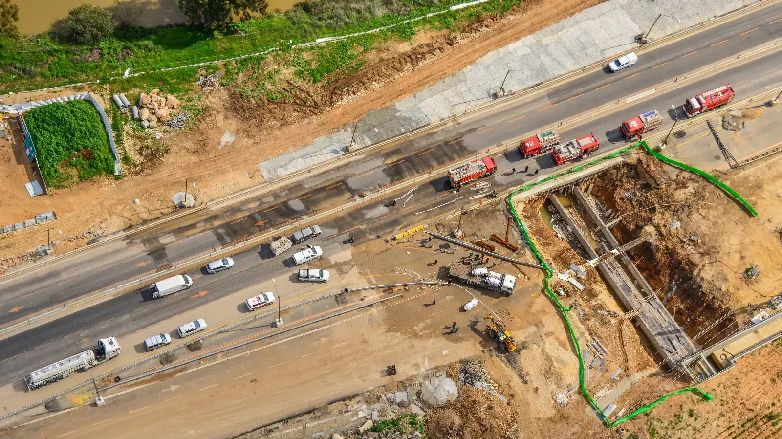 פינוי המשאית בתקרית דליפת האמוניה באזור יקנעם, 17 בפברואר 2017 פינוי המשאית בתקרית דליפת האמוניה באזור יקנעם, 17 בפברואר 2017