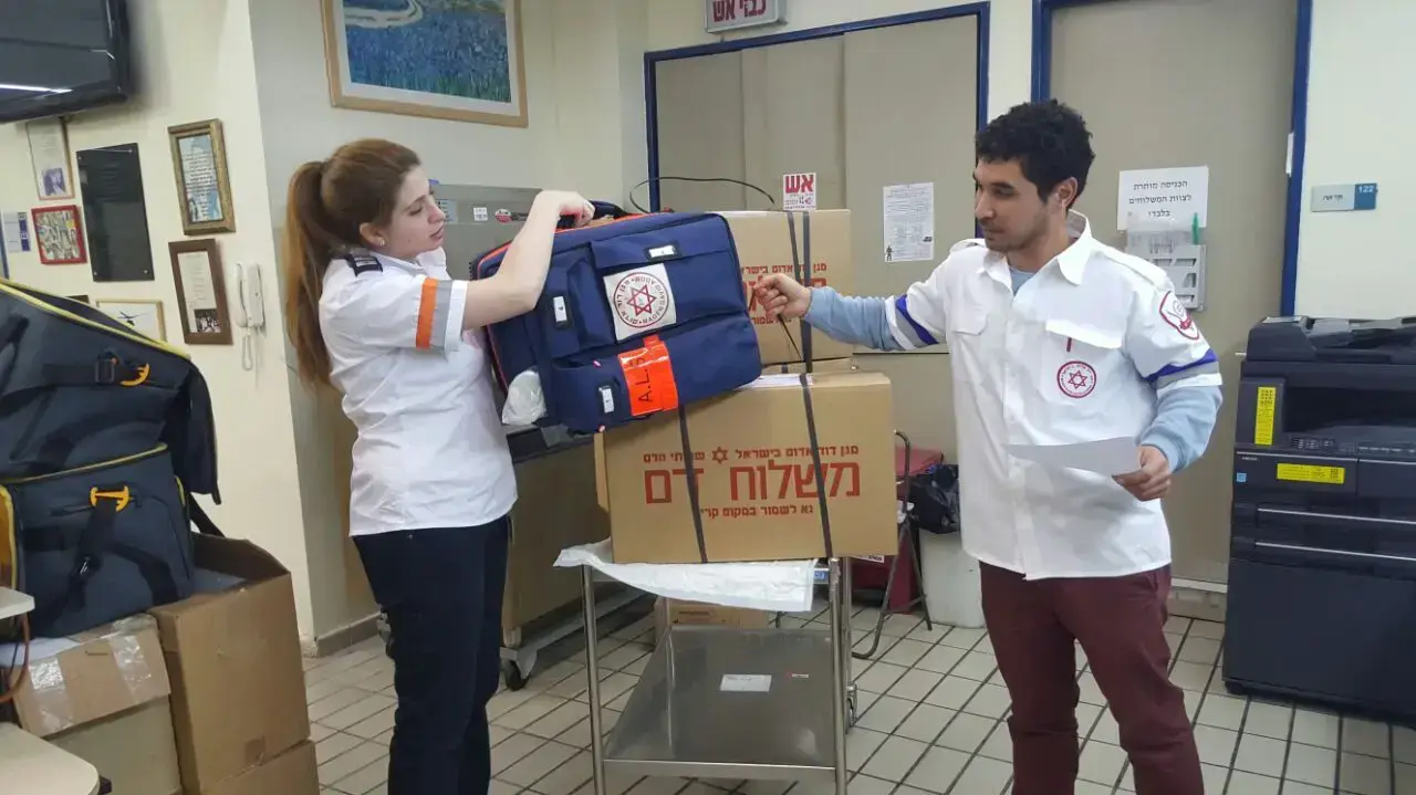מנות הדם הגיעו למטיילת זוהר כץ בפרו מנות הדם הגיעו למטיילת זוהר כץ בפרו