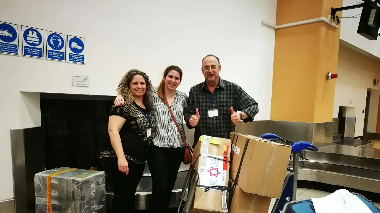 מנות הדם הגיעו למטיילת זוהר כץ בפרו מנות הדם הגיעו למטיילת זוהר כץ בפרו