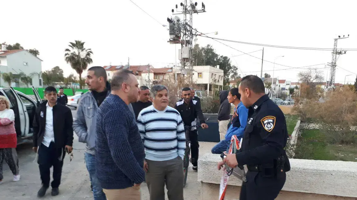 בניין בו פרצה שריפה בדירה ברחוב דרך השלום בבאר שבע. 21 בפברואר 2017 בניין בו פרצה שריפה בדירה ברחוב דרך השלום בבאר שבע. 21 בפברואר 2017