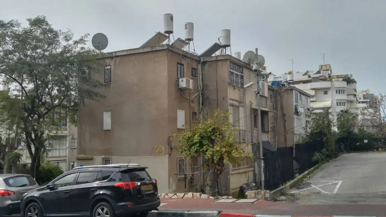 ביתו של אבישי בן דוד בו נמצא מטען חבלה, ראשון לציון, 22 בפברואר 2017 ביתו של אבישי בן דוד בו נמצא מטען חבלה, ראשון לציון, 22 בפברואר 2017