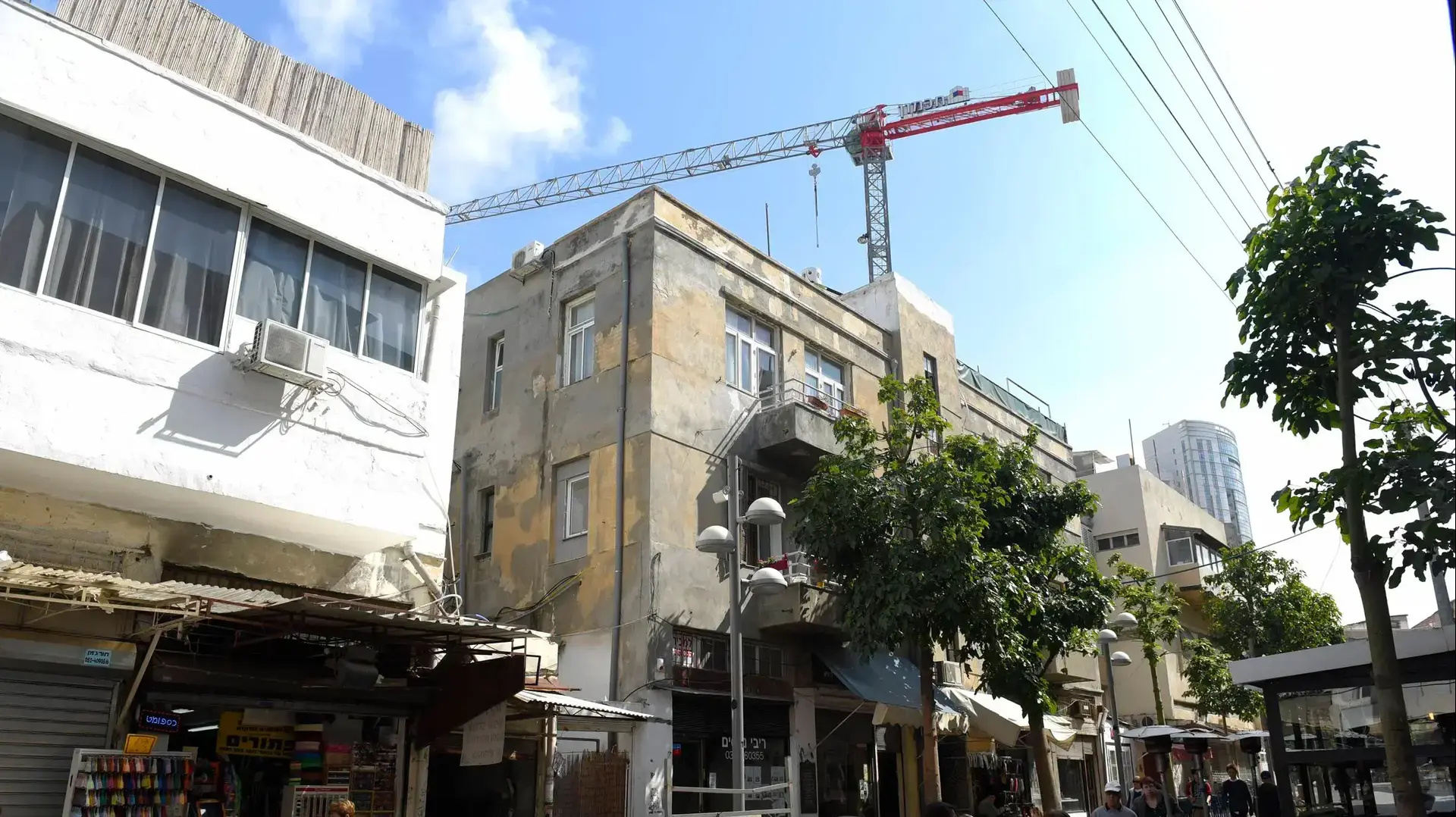 אתר בנייה סמוך למבנה בו שוכן גן דניאל, מרכז תל אביב. 23 בפברואר 2017 אתר בנייה סמוך למבנה בו שוכן גן דניאל, מרכז תל אביב. 23 בפברואר 2017