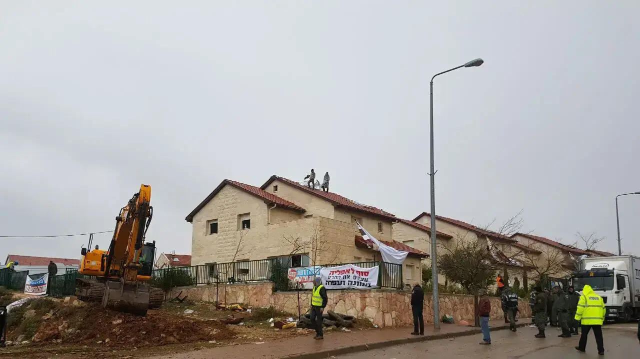 פינוי המאחז עופרה, 1 במרץ 2017 פינוי המאחז עופרה, 1 במרץ 2017