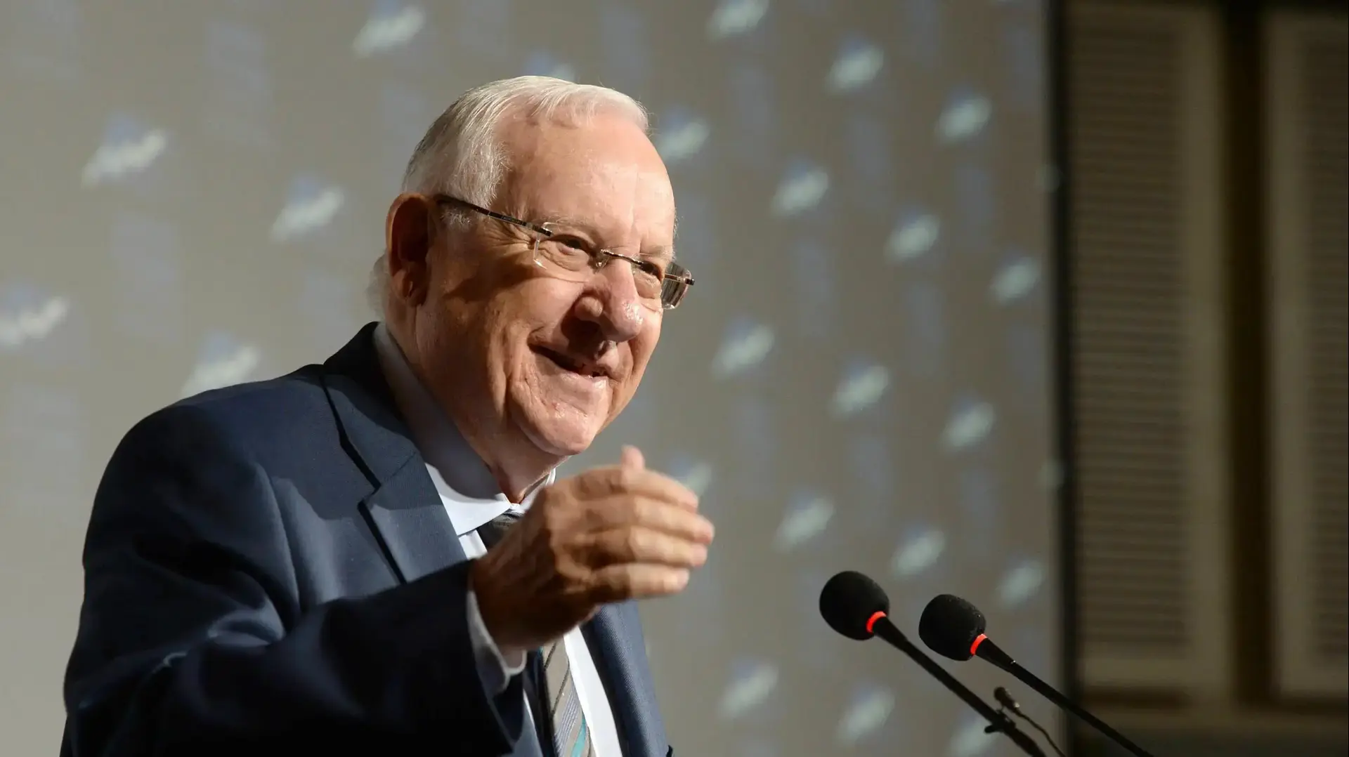נשיא המדינה ראובן ריבלין ויו"ר המכון החרדי אלי פלאי בכנס השנתי של המכון החרדי למחקרי מדיניות. 1 במרץ 2017 נשיא המדינה ראובן ריבלין ויו"ר המכון החרדי אלי פלאי בכנס השנתי של המכון החרדי למחקרי מדיניות. 1 במרץ 2017