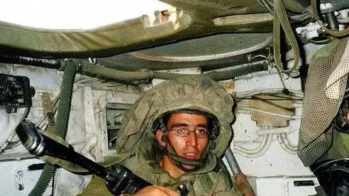 צבי אריאלי בזמן שירותו בגולני צבי אריאלי בזמן שירותו בגולני