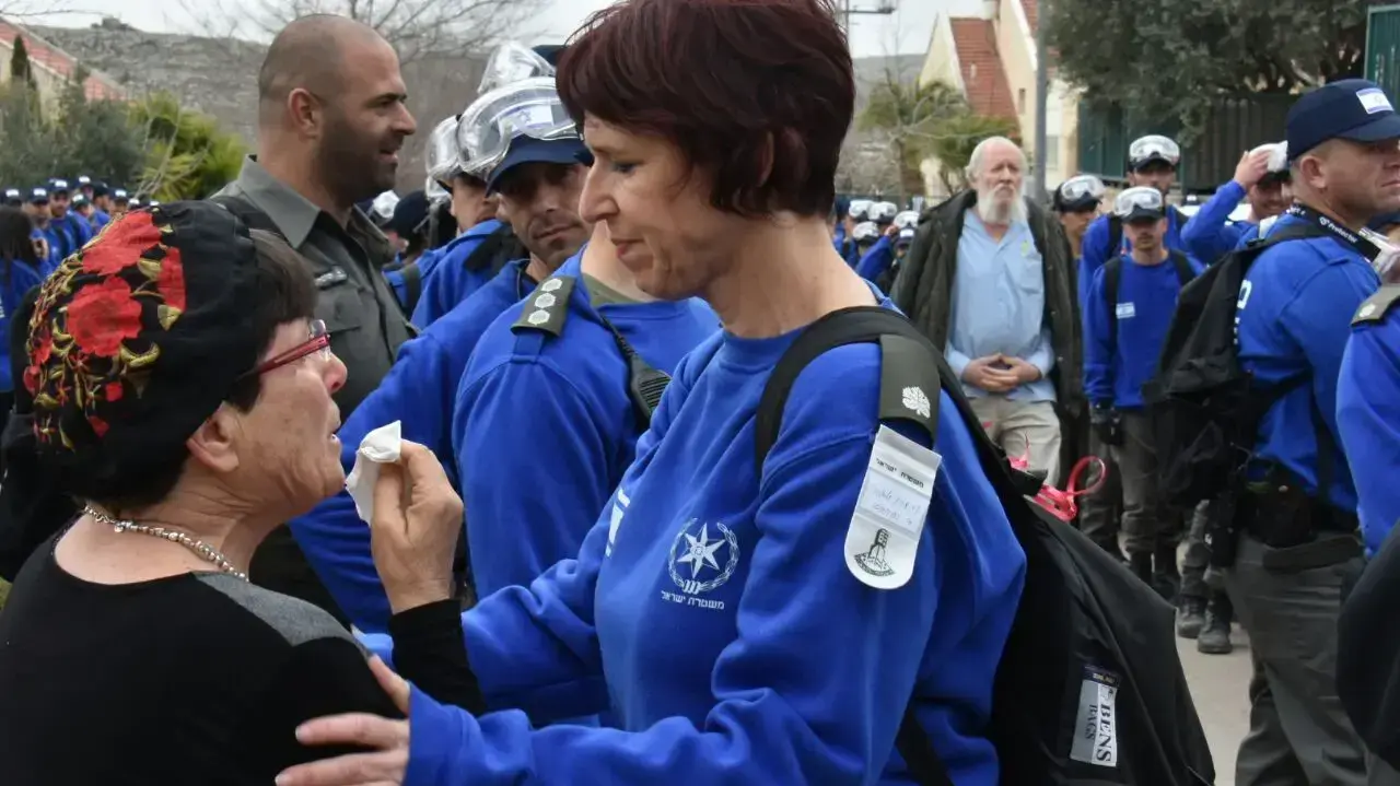רב פקד ורדית אגסי, יועצת ארגונית במג"ב רב פקד ורדית אגסי, יועצת ארגונית במג"ב