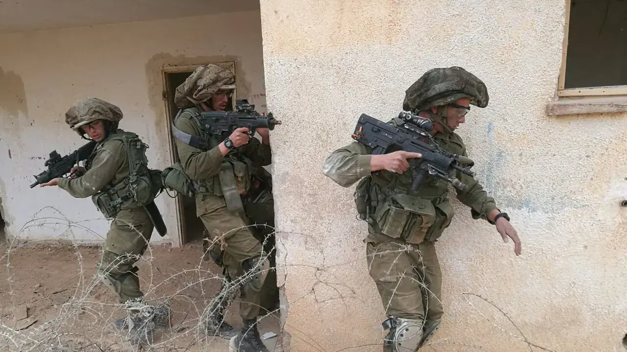 אימון לוחמי גבעתי על כיבוש מתחם של חמאס מעל מנהרות. מרץ 2017 אימון לוחמי גבעתי על כיבוש מתחם של חמאס מעל מנהרות. מרץ 2017