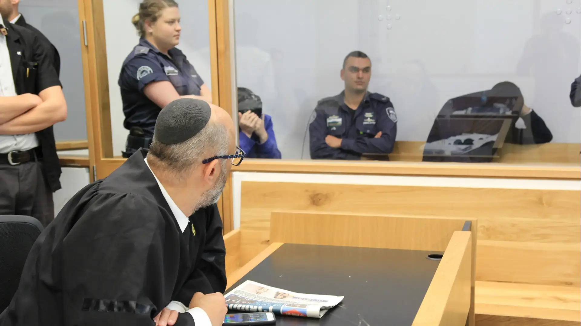 כתב אישום נגד ההורים המתעללים ממודיעין עילית, בימ"ש מחוזי תל אביב. מרץ 2017 כתב אישום נגד ההורים המתעללים ממודיעין עילית, בימ"ש מחוזי תל אביב. מרץ 2017