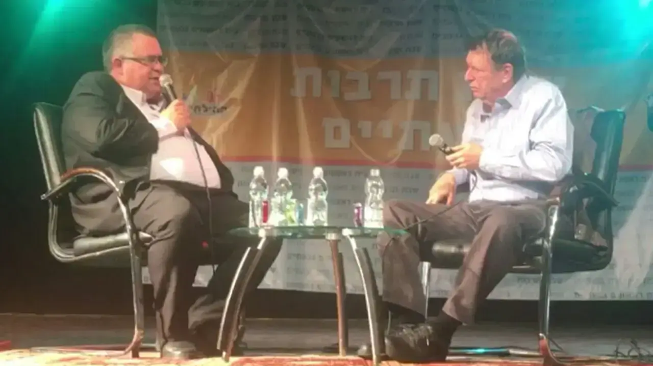 דוד ביטן בשבת תרבות בגבעתיים דוד ביטן בשבת תרבות בגבעתיים