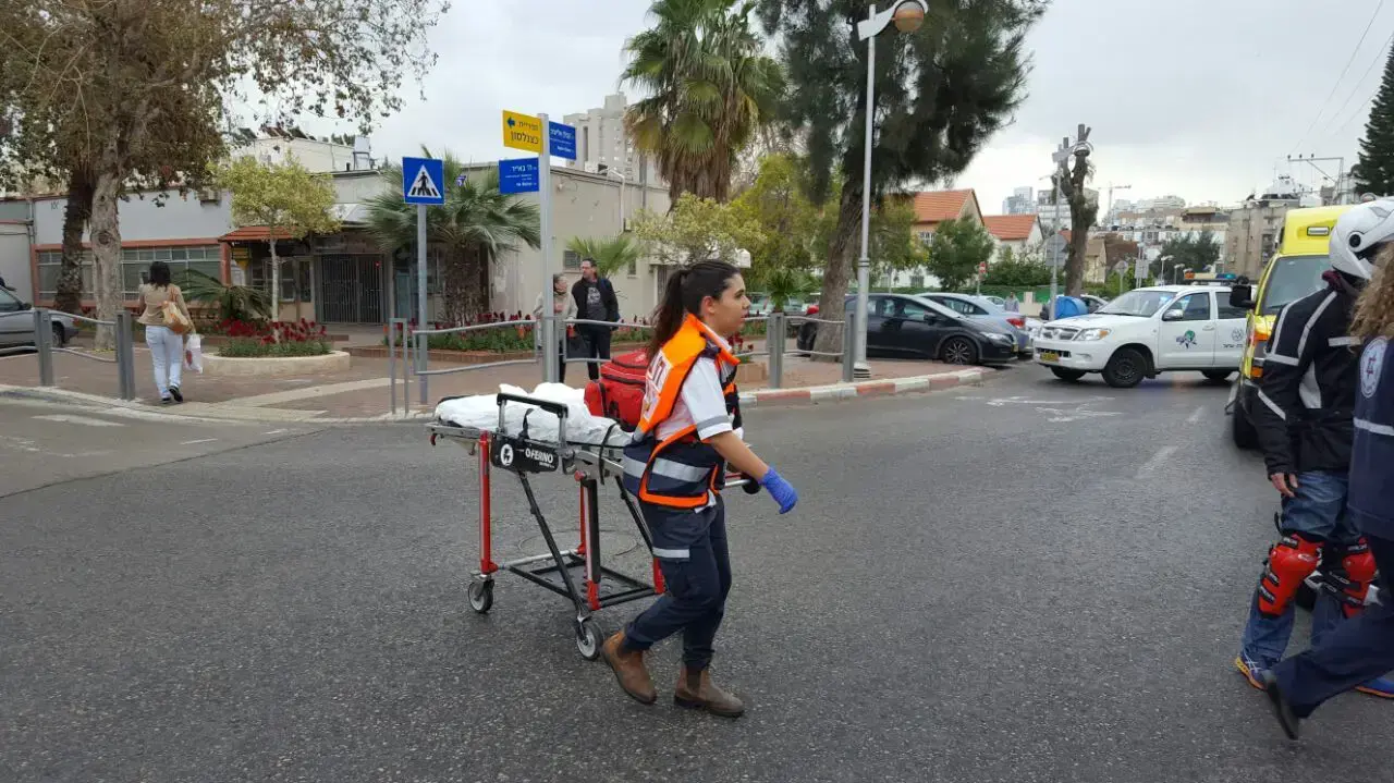 חשד להצתת אחות בקופת חולים כללית בחולון, 14 במרת 2017