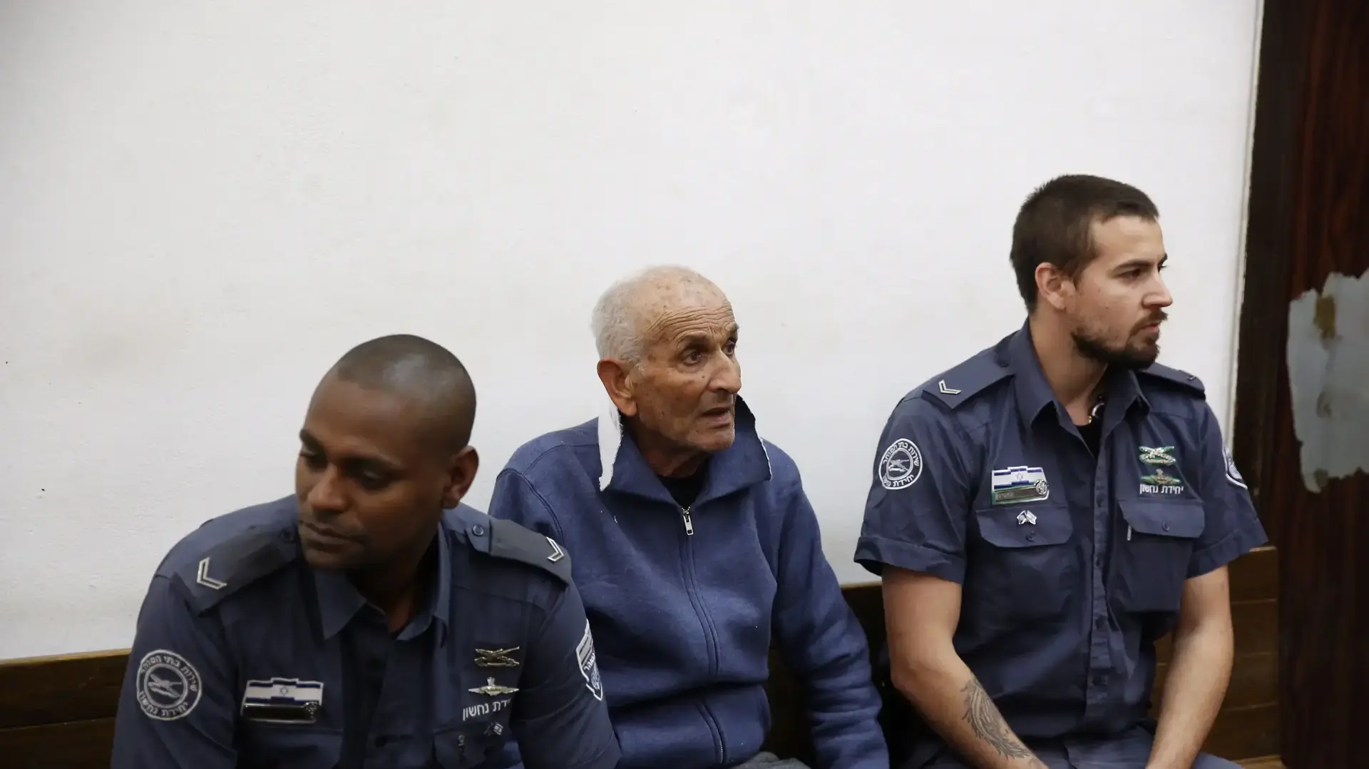 הארכת מעצר אשר פרג' החשוד בהצתת האחות טובה קררו, בית משפט השלום תל אביב. 15 במרץ 2017 הארכת מעצר אשר פרג' החשוד בהצתת האחות טובה קררו, בית משפט השלום תל אביב. 15 במרץ 2017