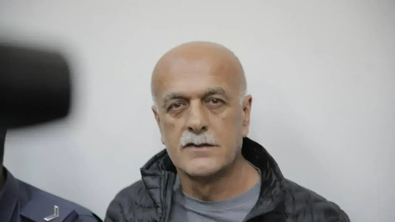 תא"ל במיל' אמל אסעד, חבר דירקטוריון בתעשייה האווירית העצור בחשד לעבירות מרמה, שחיתות והלבנת הון. בימ"ש השלום 15 במרץ 2017 תא"ל במיל' אמל אסעד, חבר דירקטוריון בתעשייה האווירית העצור בחשד לעבירות מרמה, שחיתות והלבנת הון. בימ"ש השלום 15 במרץ 2017