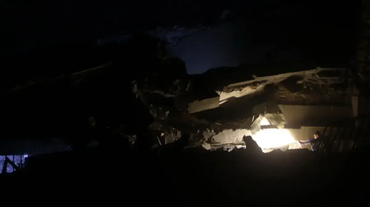 תקיפה אווירית במסגד בכפר אל-ג'ינה, סוריה, 16 במרץ 2017