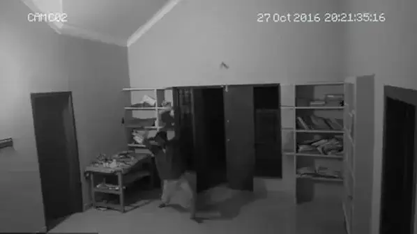 הותקף ע"י רוח רפאים הותקף ע"י רוח רפאים