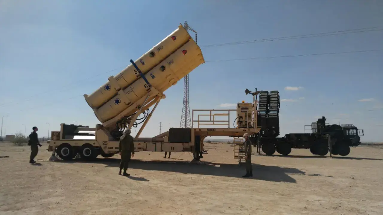 מערכת "חץ", יום עיון מערכת חדשה של ההגנה אווירית, בנושא מבצעיות מערכת ?קלע דוד?, בית ספר להגנה אווירית. מרץ 2017 מערכת "חץ", יום עיון מערכת חדשה של ההגנה אווירית, בנושא מבצעיות מערכת ?קלע דוד?, בית ספר להגנה אווירית. מרץ 2017