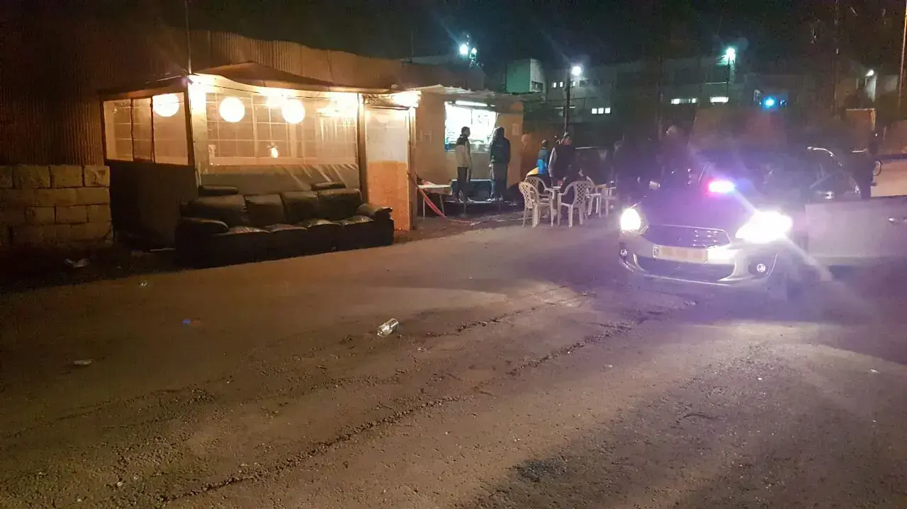 פלסטינים יידו בקבוק תבערה לעבר אזרחים ליד היישוב בית אל שבבנימין, 23 במרץ 2017 פלסטינים יידו בקבוק תבערה לעבר אזרחים ליד היישוב בית אל שבבנימין, 23 במרץ 2017