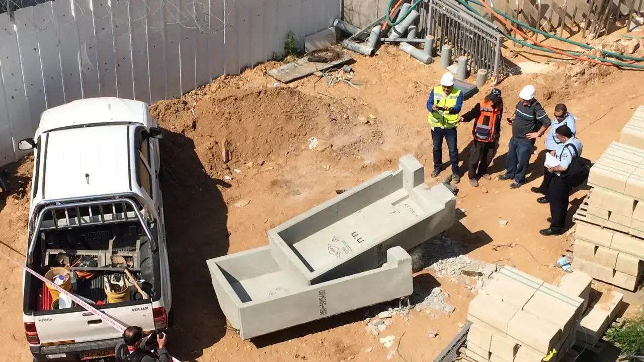 קיר הבטון בסמוך לבסיס הקריה שנפל על פועל והרג אותו, 26 במרץ 2017 קיר הבטון בסמוך לבסיס הקריה שנפל על פועל והרג אותו, 26 במרץ 2017