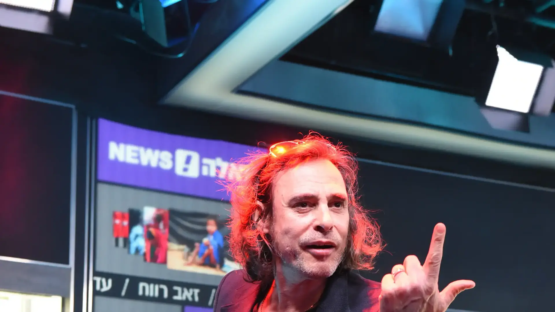 איפה הילד באולפן וואלה! NEWS איפה הילד באולפן וואלה! NEWS