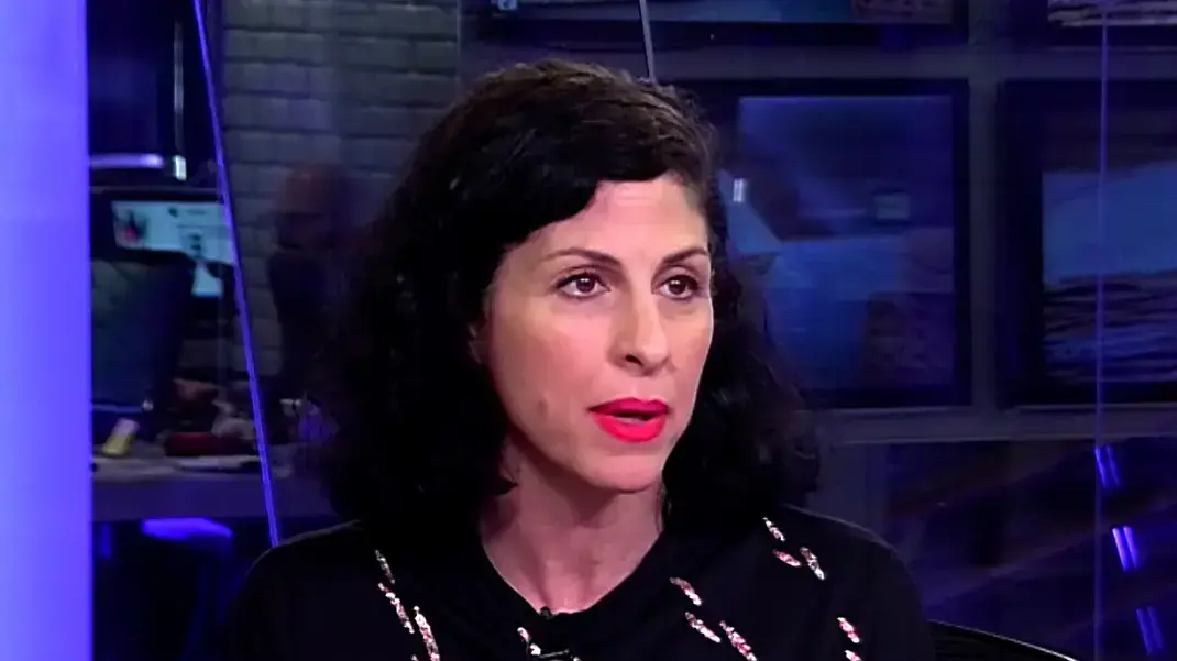 אפרת בן צור אפרת בן צור