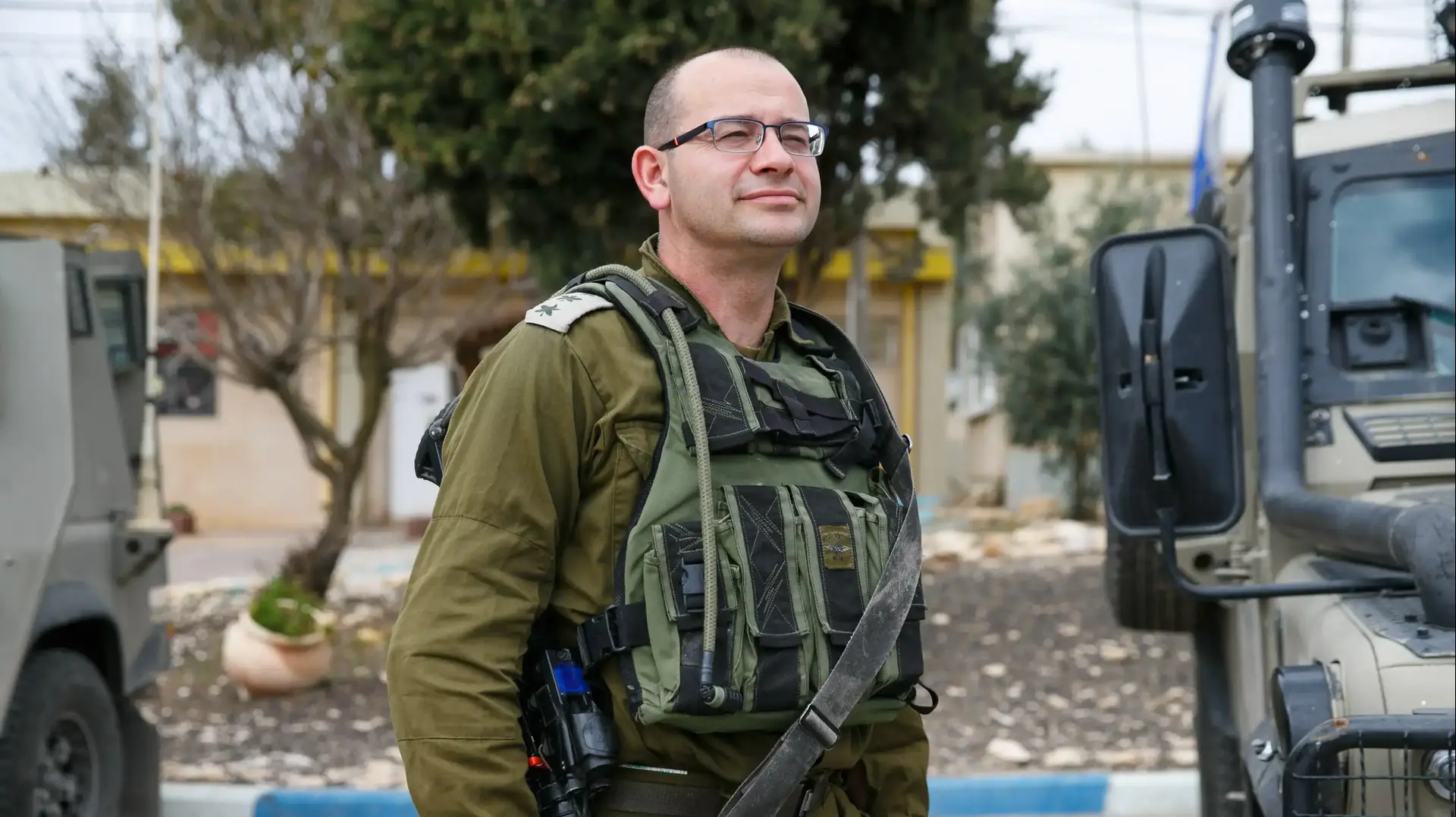 מפקד חטיבת עציון אלוף-משנה רומן גופמן, חטמ"ר עציון, מרץ 2017 מפקד חטיבת עציון אלוף-משנה רומן גופמן, חטמ"ר עציון, מרץ 2017