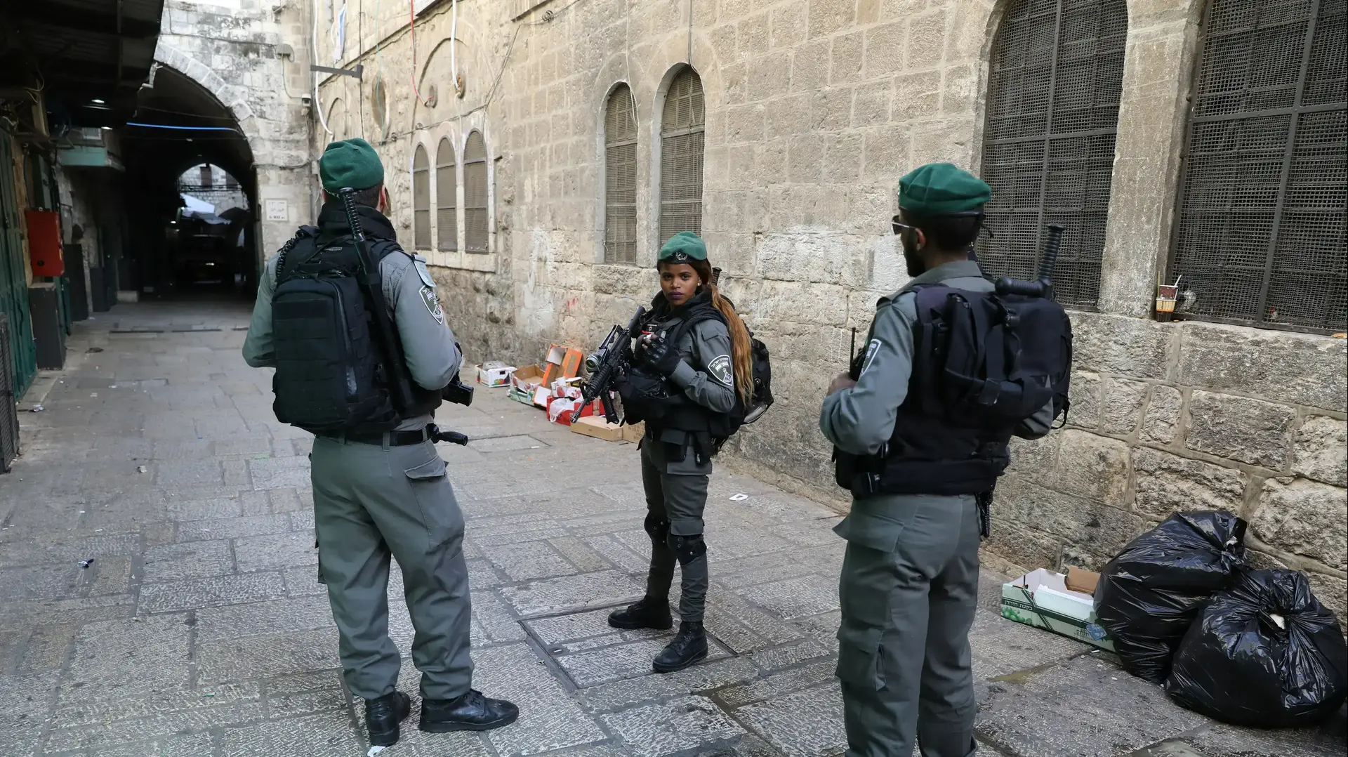 פיגוע דקירה בשער שכם בירושלים, מרץ 2017 פיגוע דקירה בשער שכם בירושלים, מרץ 2017
