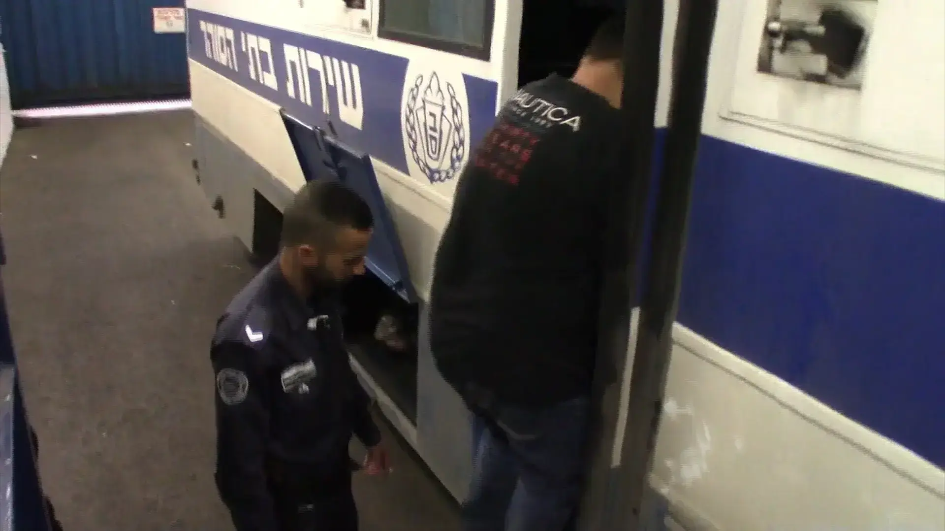 הצצה נדירה לפעילותה של היחידה שמלווה ומאבטחת את האסירים המסוכנים ביותר במדינה